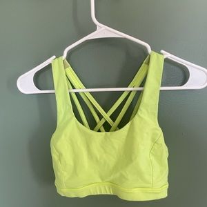 Lululemon sports bra